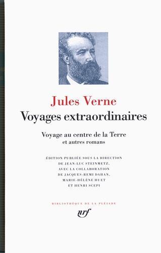 Jules Verne: Voyages extraordinaires : Voyage au centre de la terre et autres romans (Hardcover, French language, 2016, French and European Publications Inc, GALLIMARD)