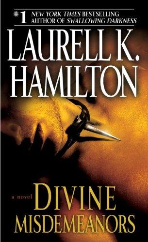 Laurell K. Hamilton: Divine Misdemeanors (Paperback, 2010, Ballantine Books)